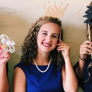 Meet your Posher, Carly